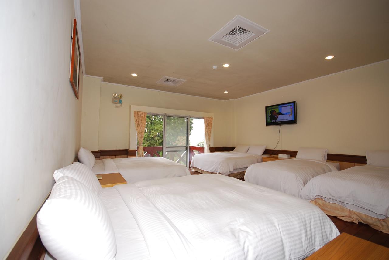 อลิซาน ยูธ แอคทิวิตี้ เซ็นเตอร์ Hotel จงเจิ้ง ภายนอก รูปภาพ